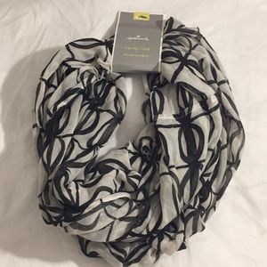 NWT black and white Hallmark infinity scarf